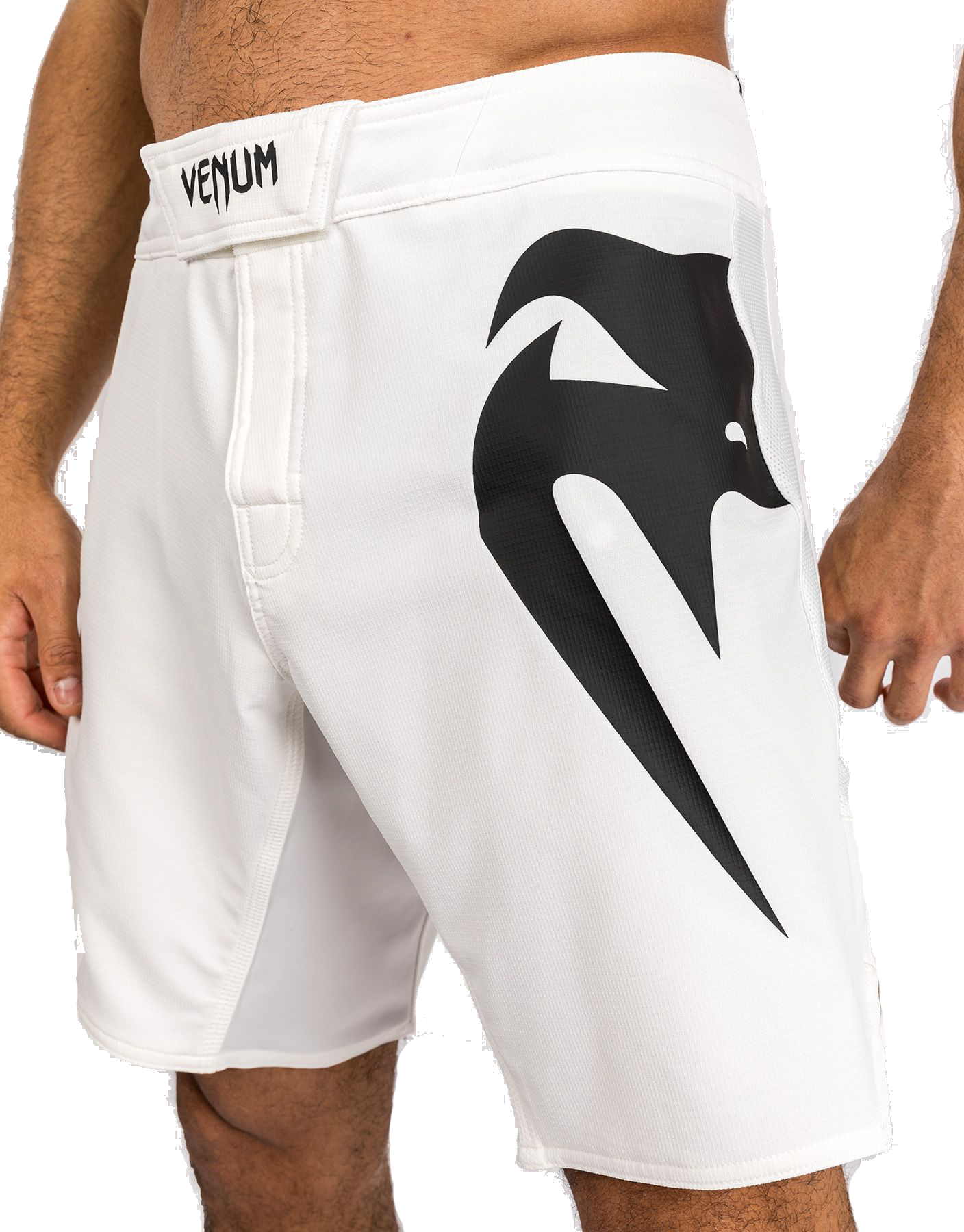 Venum Light 5.0 Fightshorts - White